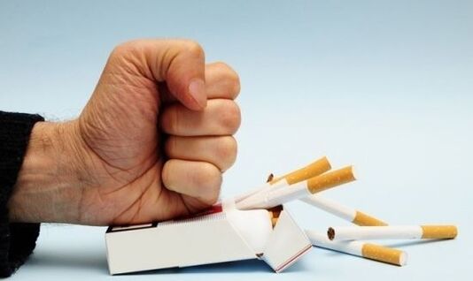 quit smoking to prevent pain in the joints of the fingers