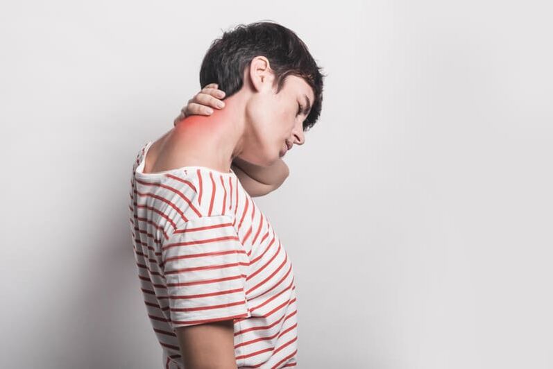 Neck pain in a woman with cervical spine osteochondrosis